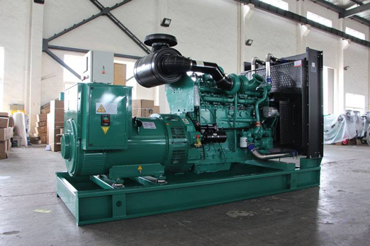 莎车320kw康明斯柴油发电车出租组图片 莎车320kw康明斯柴油发电车出租组图片